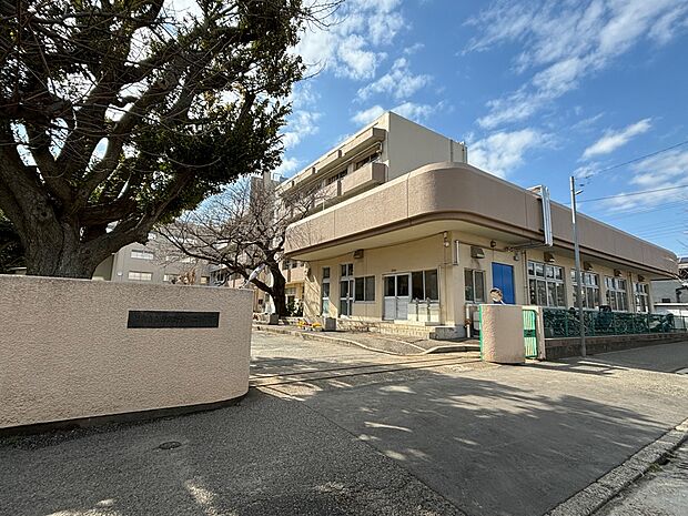 船橋市立習志野台第二小学校 徒歩2分