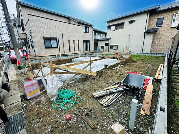 10/20撮影 現状このように、工事が着々と進められています。 建物完成までが楽しみですね。