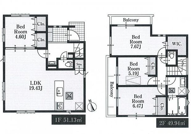 帰宅してすぐに手洗い可能な玄関手洗い場付き。小屋根裏収納も付いています。