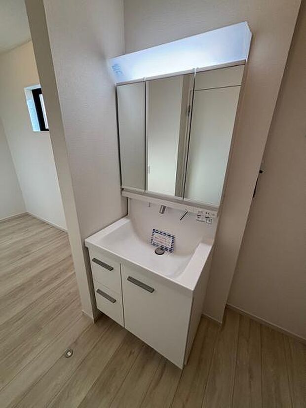 （2号棟） 使いやすく、必要な機能が揃ったお手洗いです。