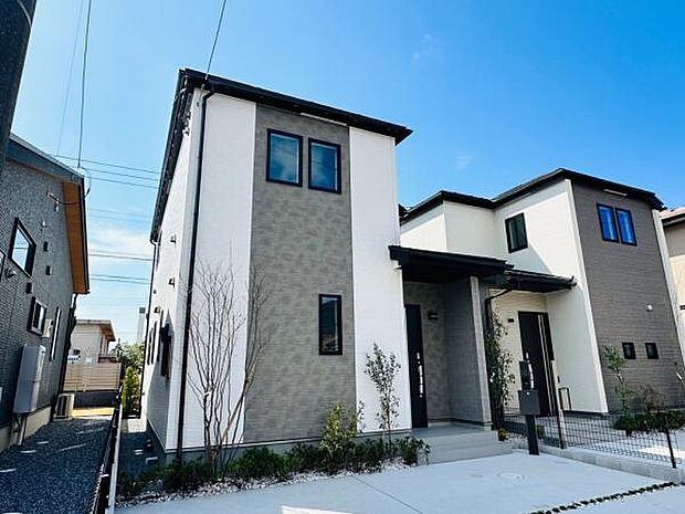 (B号棟) 緑も配置された美しい邸宅です。是非現地でご覧になってください。