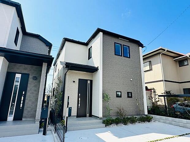 (A号棟) 外観デザインも洗練された、高級感のある仕様です♪