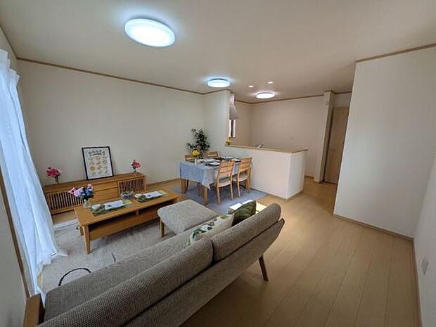 A号棟 家族団らんの時間も増えそうなくつろぎのLDKです。