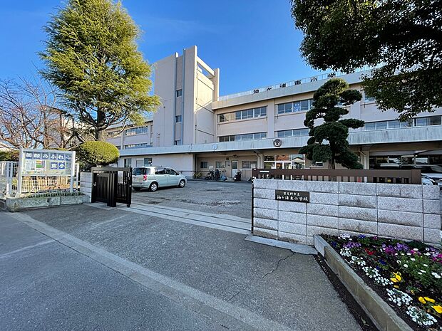 習志野市立袖ケ浦東小学校まで徒歩5分