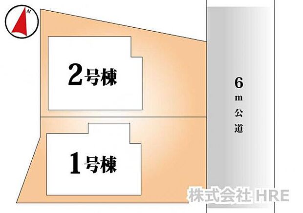 東道路に面した全2棟。建物裏側は中学校の敷地で閉塞感のない立地です。