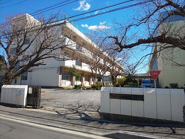 船橋市立咲が丘小学校　徒歩7分