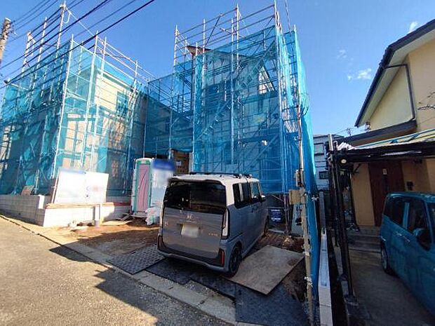 11/20撮影 11月下旬にはこれから外壁張りに進むといったところまで建築が進みました。