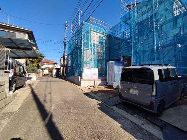 11/20撮影 明るさのとれる両面道路。