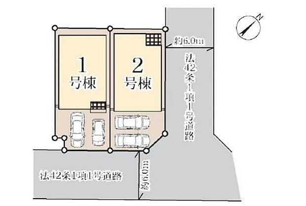 前面道路は約6.0m。カースペースは車種により2台駐車可能です。