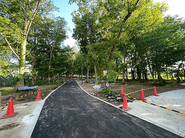 川慈公園まで徒歩2分