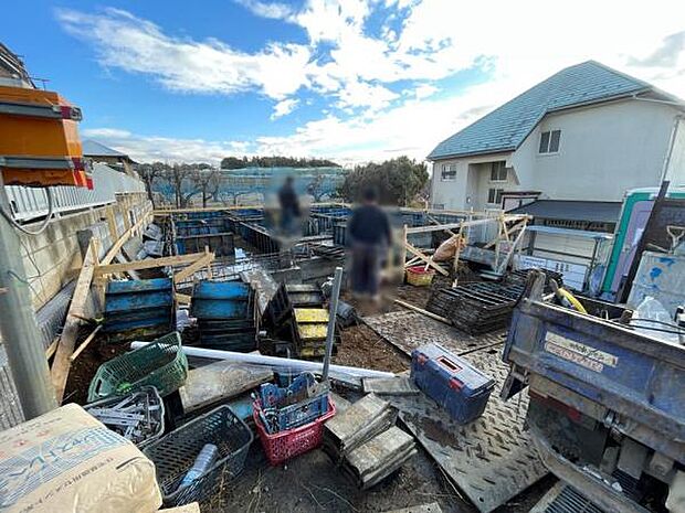 12/22撮影 基礎ができてきました。完成は2月頃の予定です。