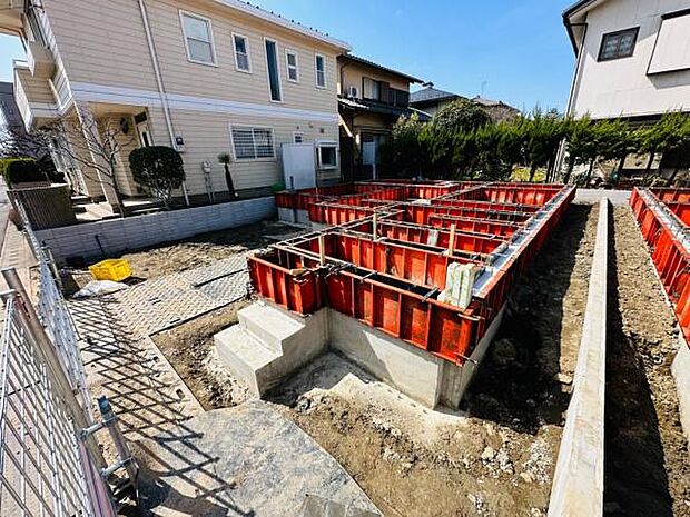 3/9撮影 丁寧に工事が進んでいきます。26年5月頃完成予定です。