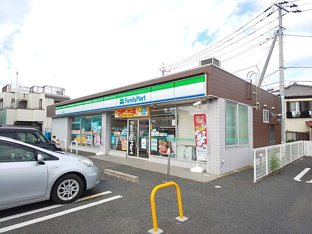 ファミリーマート 千葉武石町店まで徒歩5分