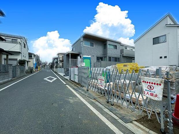 2/20撮影 完成は春頃予定。詳細の完成時期や施工例、周辺環境のご案内も可能です。
