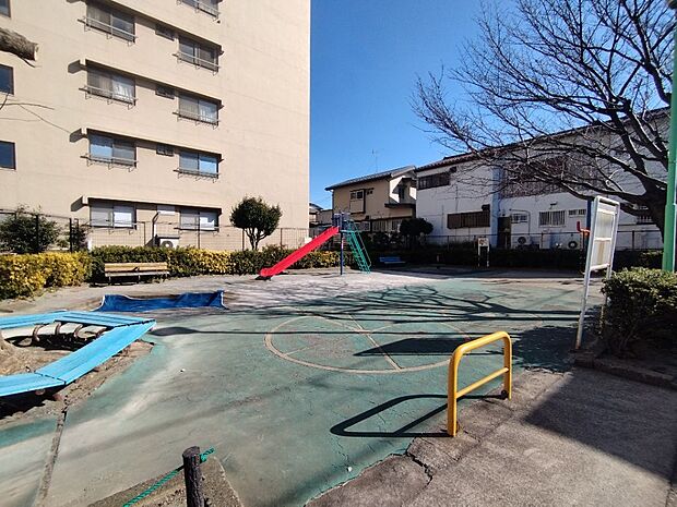 西習志野2丁目公園(旧:西習志野二丁目児童遊園)まで徒歩3分