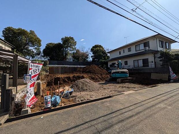 2/28撮影 造成工事が始まっており、これからどんどんと建築されていきます。