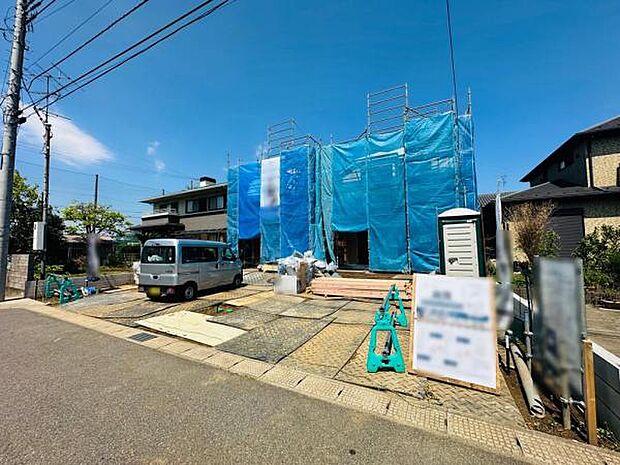 綺麗な区画の全2棟です。カースペース2台と憧れのお庭のあるマイホーム。（4/16撮影）
