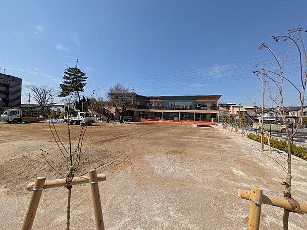 藤崎みつぼし保育園まで徒歩5分 藤崎保育所から令和7年4月に新規開園。新園舎になり、駐車所も広く整備されます。