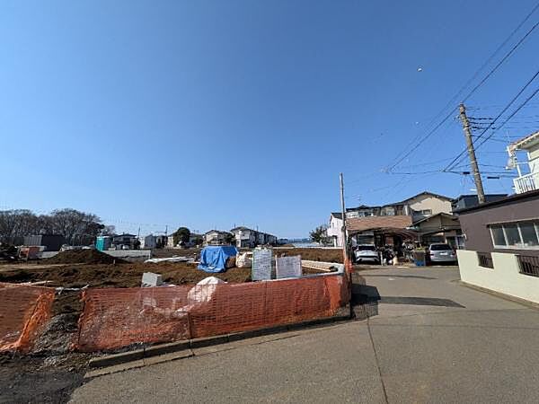 前面道路は場所によりますが、幅員4.0～5.4ｍほどあります。