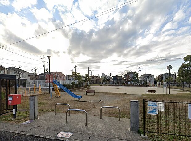 百合台公園まで徒歩6分