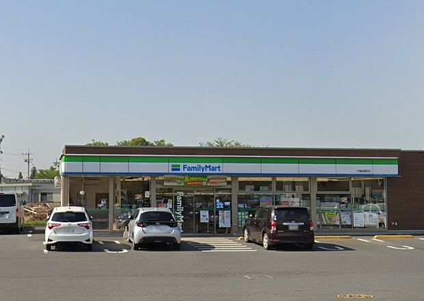 ファミリーマート 千葉金親町店まで徒歩10分