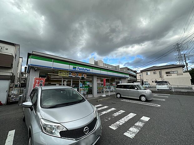 ファミリーマート 千葉花園店まで徒歩5分