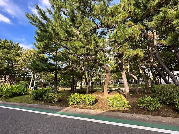 袖ケ浦第2号児童遊園 徒歩2分