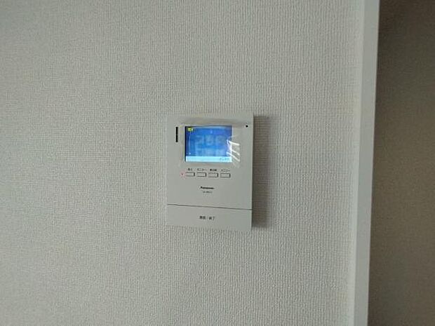 通話や録画も簡単なTVモニター付きインターフォンです。