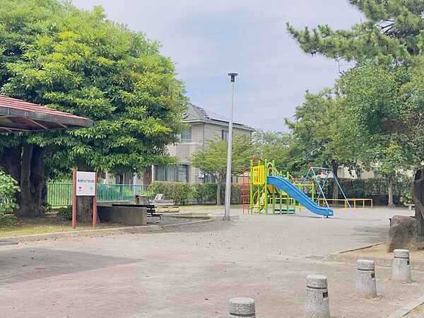 幕張町3丁目公園まで徒歩12分