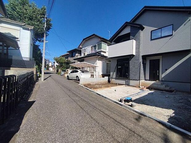 閑静な住宅街にあり、交通量も多くなくお子様がいても安心です。