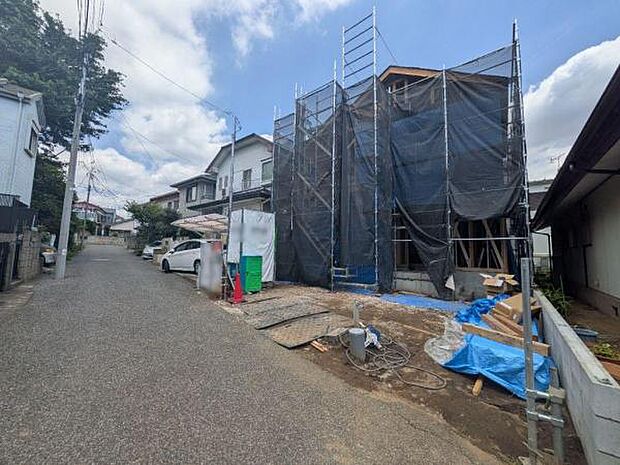 小学校徒歩5分の好立地です。(7/9撮影)