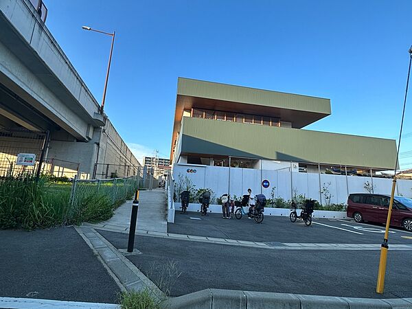 COO 本大久保保育園まで徒歩6分 英語、食育、先進的な幼児教育(レッジョ・エミリア・アプローチ)にも力を入れている認可保育所。