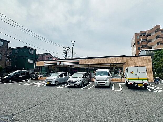 セブン-イレブン 船橋栄町店まで徒歩5分