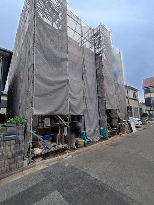 6/20撮影 現在は足場が組まれており、建物の大きさが分かるようになってきました。