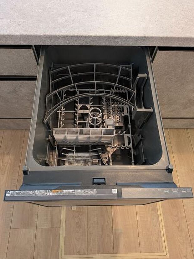 毎日の洗い物の負担を助けるビルトイン食洗器です。
