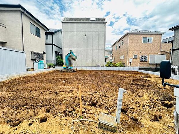 7/27撮影 これから基礎が出来て、建築が始められていきます。
