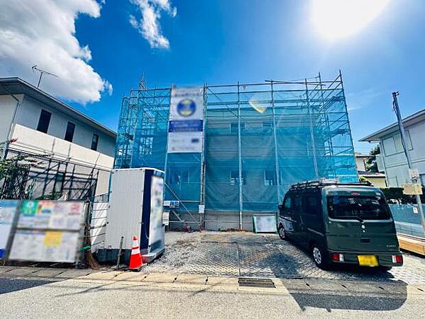 8/8撮影 圧倒的な広さのある限定1頭。綺麗に整備された住宅街です。