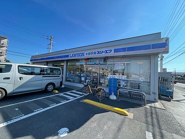 ローソン・スリーエフ 白井冨士店まで徒歩8分