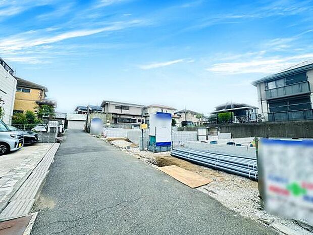 高台に位置していて安心の立地。閑静な住宅街です。