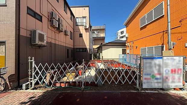 9/14撮影 9月中旬には基礎ができています。