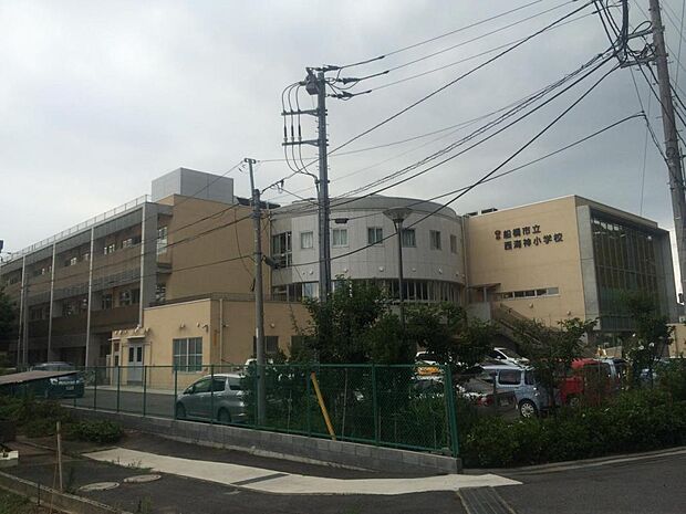 西海神小学校まで徒歩9分