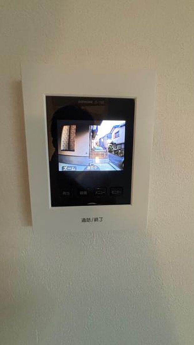 通話や録画も簡単なTVモニター付きインターフォンです。