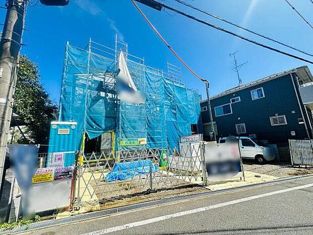 9/14撮影 現在は足場が組まれて、建物工事が進んでおります。