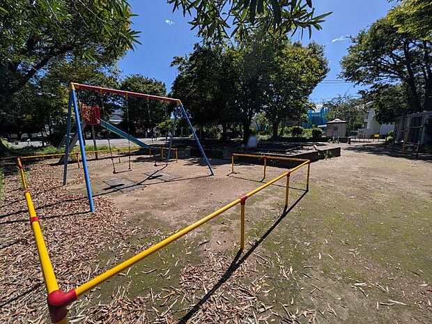 いちご公園 徒歩4分