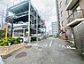駐車場：敷地内駐車場の様子です。現在の空き状況はお問い合わせください。