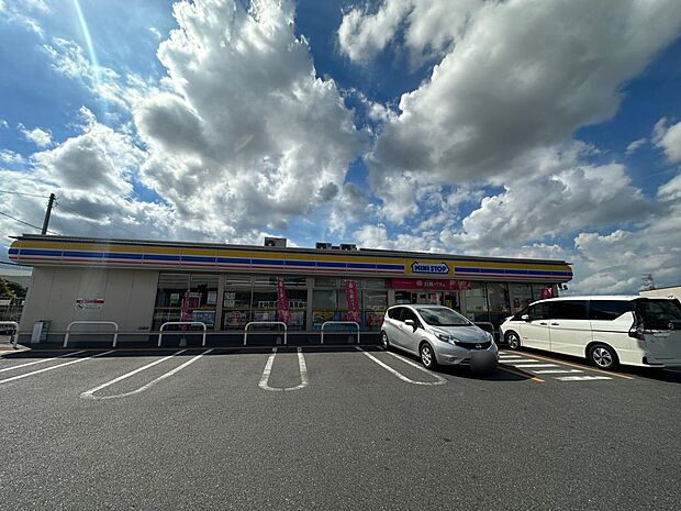 ミニストップ 白井冨士店まで徒歩9分