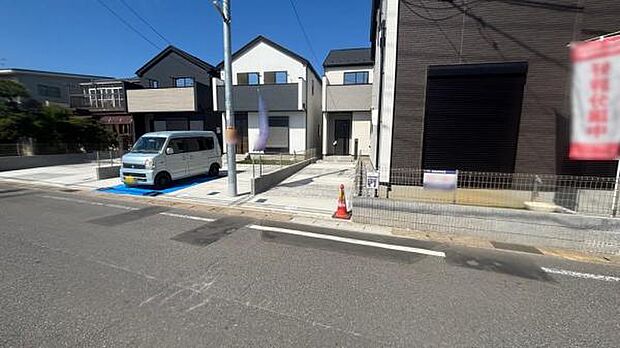 区画のそろった全4棟の分譲地内の最終1棟です。