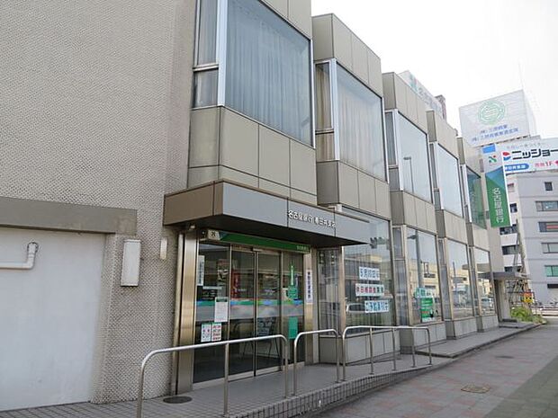 名古屋銀行　春日井支店 130m