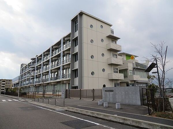 藤山台小学校 800m