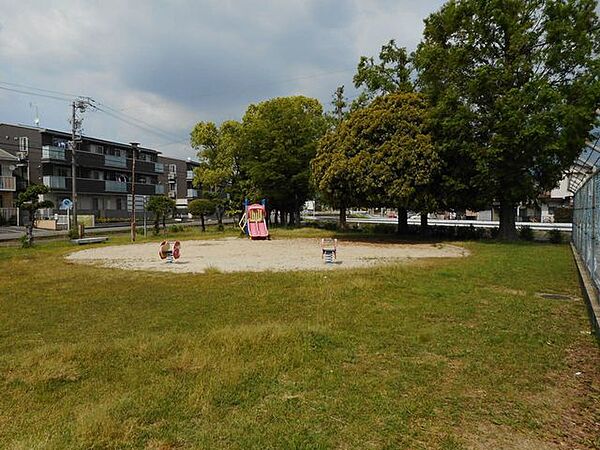 関田公園 370m